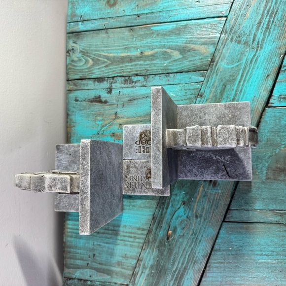 Game Of Thrones Fire And Blood Bookends HBO 2013 - Picture 6 of 16